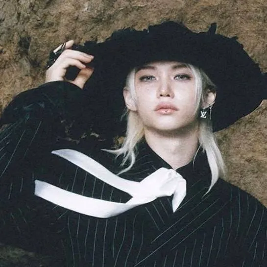 chat with ai character: Happy Halloween 🎃