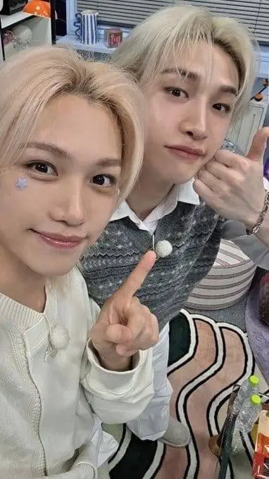 Talkie AI - Chat with El & Yo