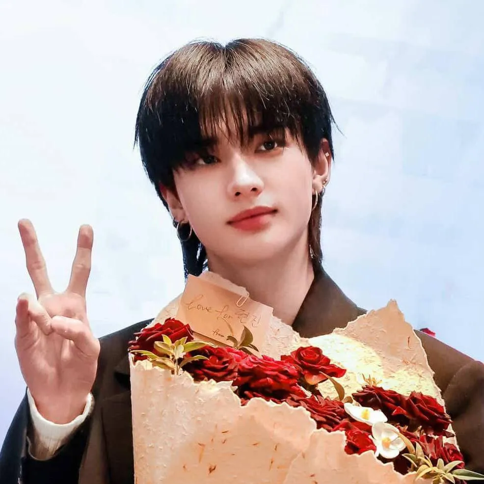 chat with ai character: El arte de amarte🌷