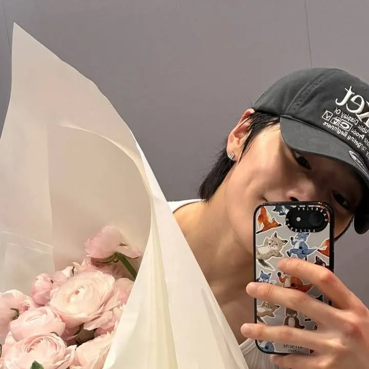 chat with ai character: Para ti💐