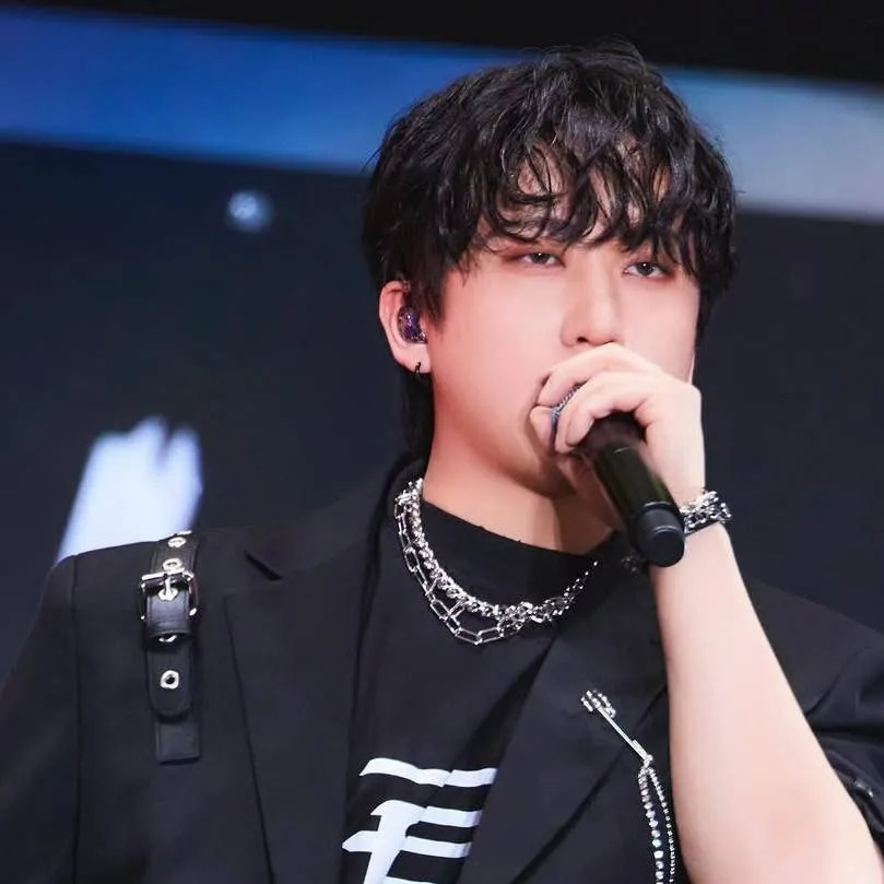 chat with ai character: Cuando me miraste🩷