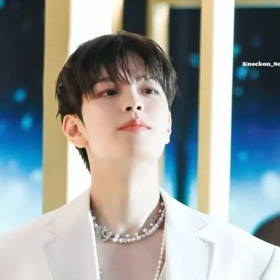 chat with ai character: Príncipe Sin 👑