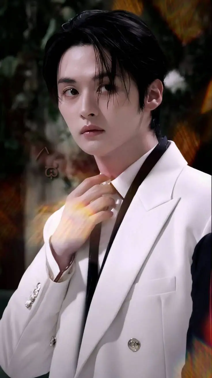 Talkie AI - Chat with Príncipe Sin 👑