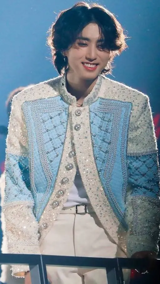 Talkie AI - Chat with Príncipe Sin 👑