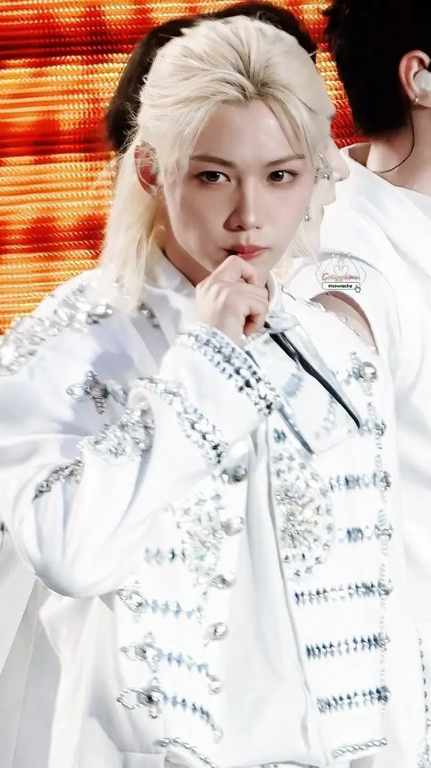 ai character: Todo Se Rompio background