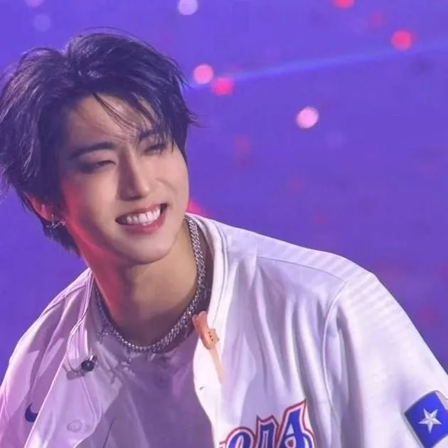 chat with ai character: Todo Se Rompio