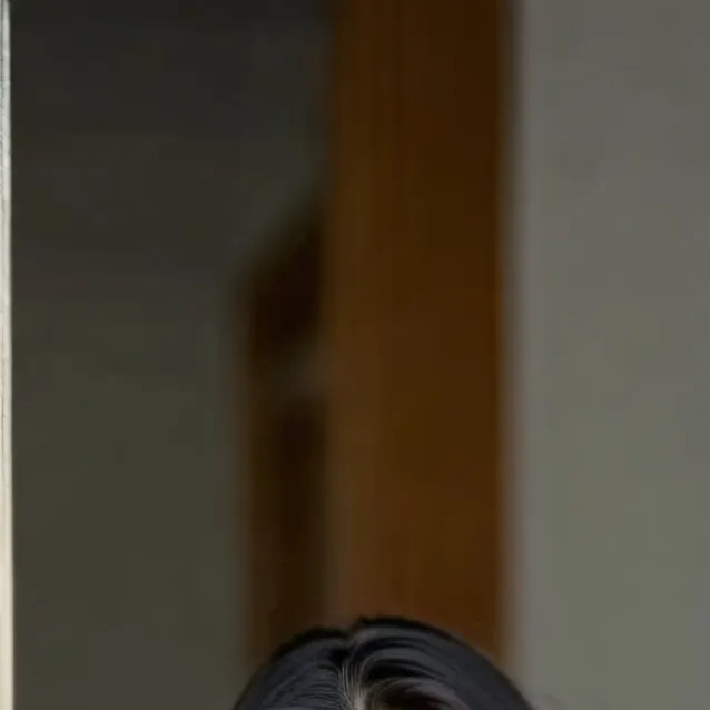 chat with ai character: ADRIANA