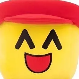 chat with ai character: Elliot gay? 🤨🏳️‍🌈