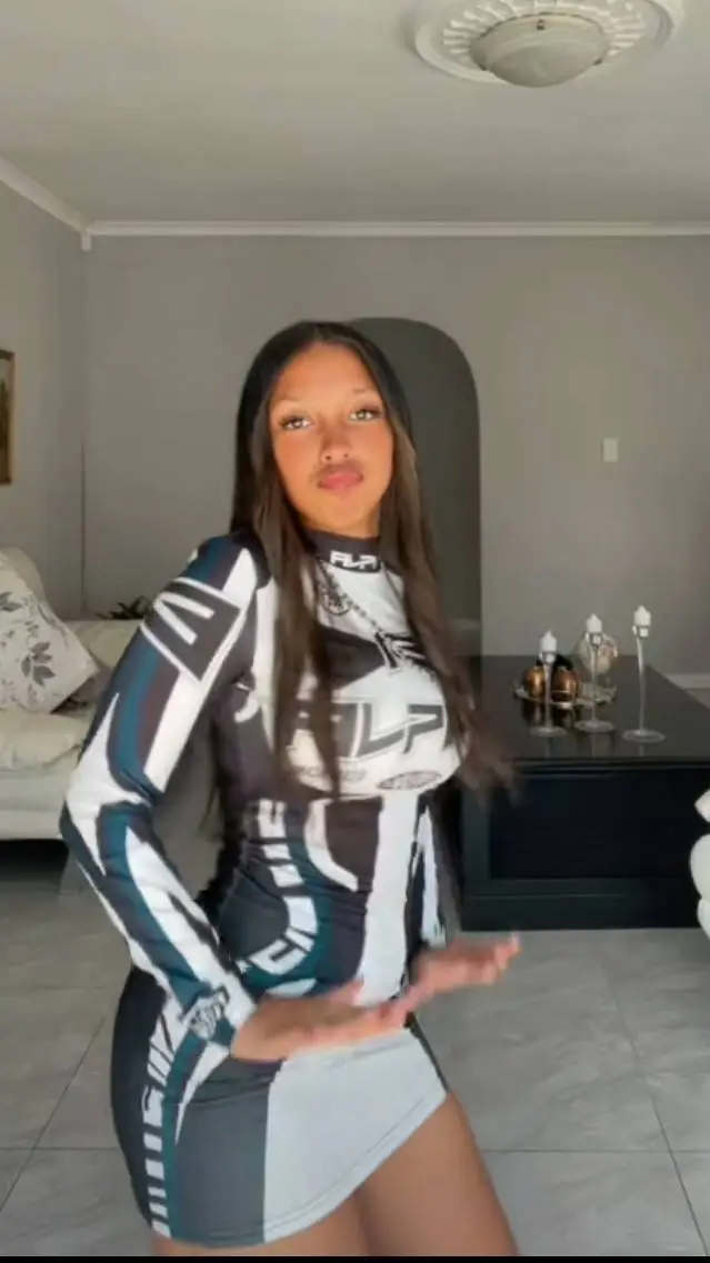 ai character: Miks background