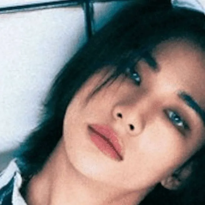 chat with ai character: Hyunjin 