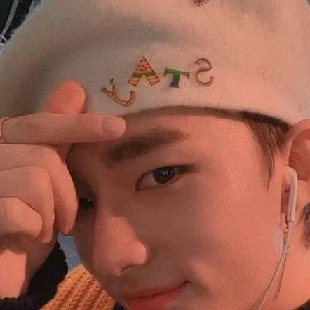 chat with ai character: mha 8 marzo