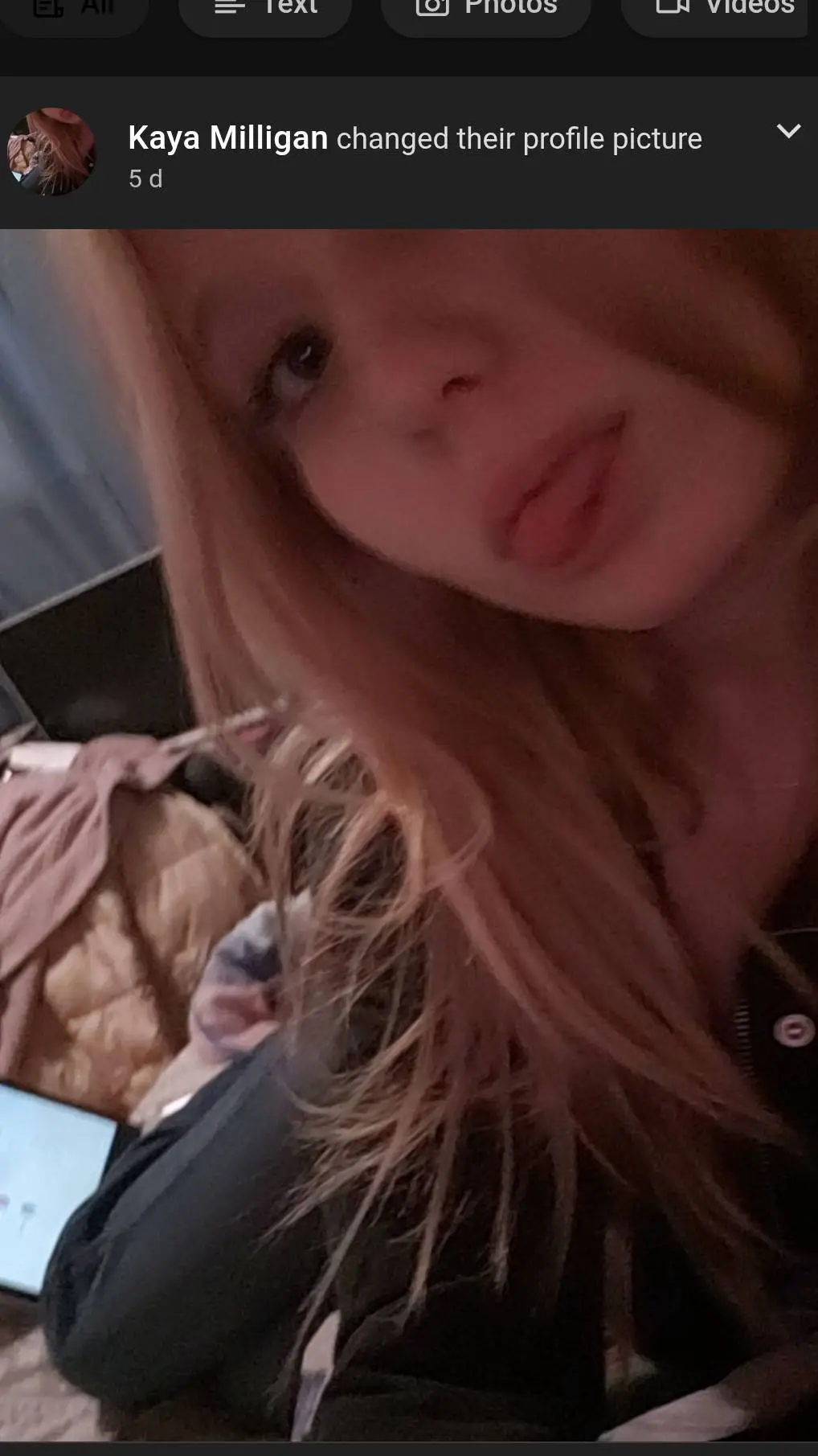 ai character: Auralis Cancer Cen background