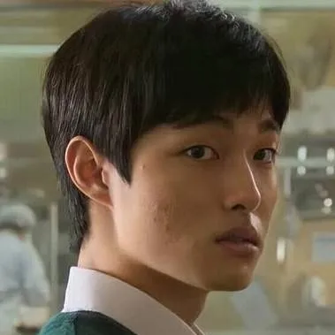 chat with ai character: Cheong-san 