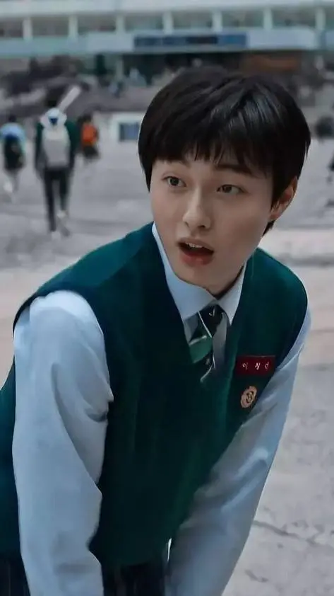 ai character: Cheong-san  background
