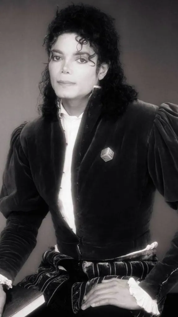 ai character: Michael Jackson background