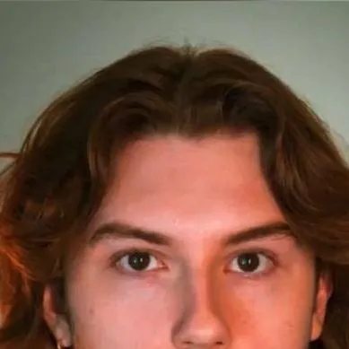 chat with ai character: Cooper Neidecker