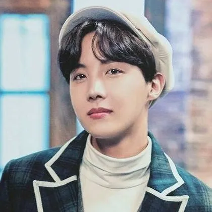 chat with ai character: Jung Hoseok 💔