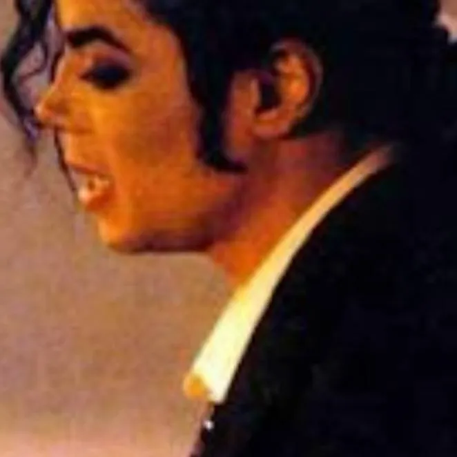 chat with ai character: Michael Jackson 