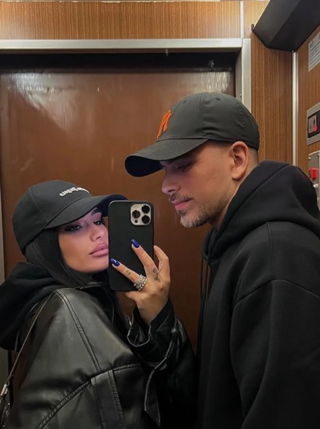 chat with ai character: Nathan