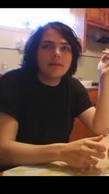 ai character: Gerard(ur roommate background