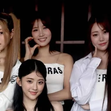 chat with ai character: KIIRAS