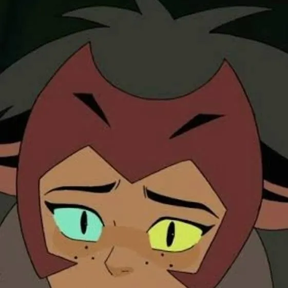 chat with ai character: Catra