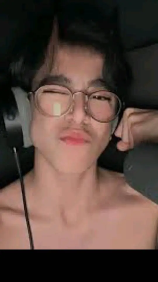 ai character: Carlitos ~ background