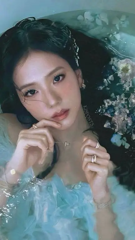 ai character: 𝙹𝚒𝚜𝚘𝚘 background