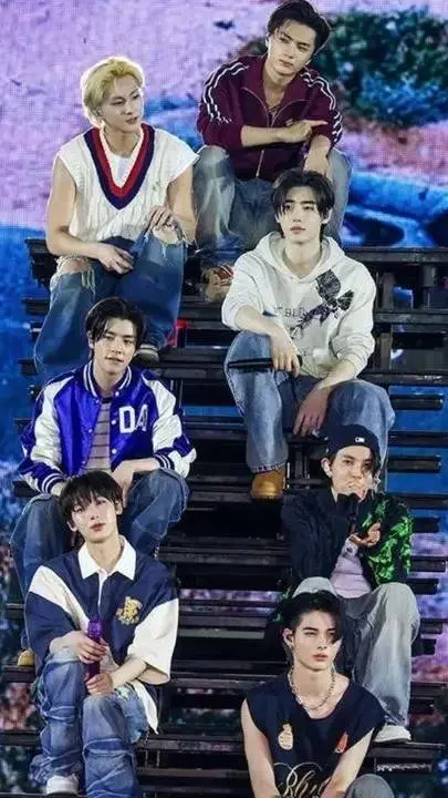 ai character: enhypen  background