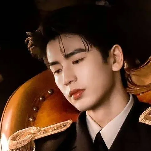 chat with ai character: Zhang linghe 