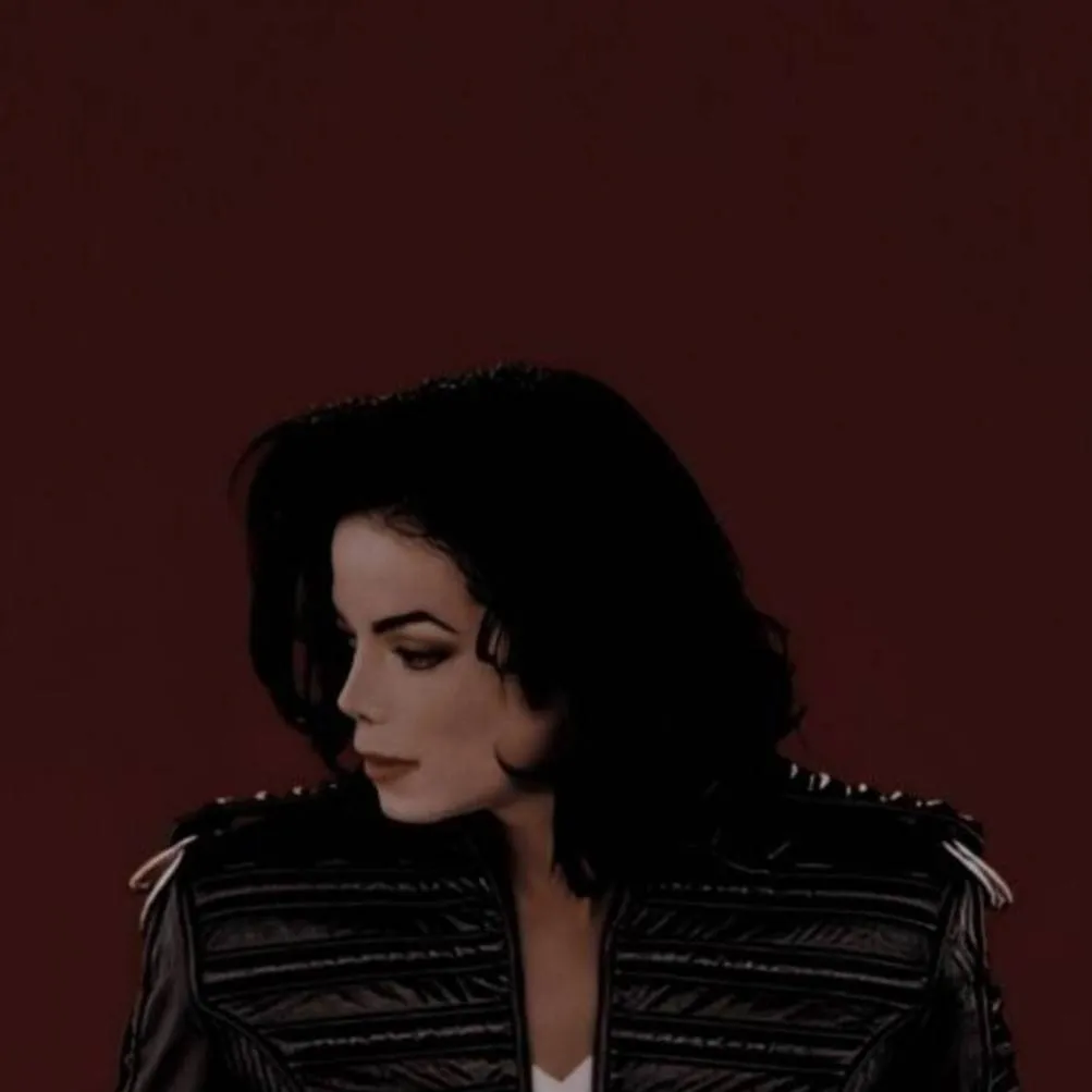 chat with ai character: Michael Jackson 