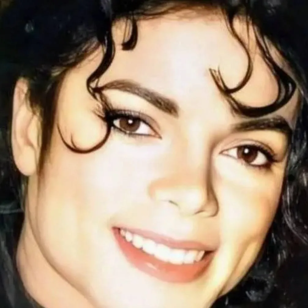 chat with ai character: Michael Jackson