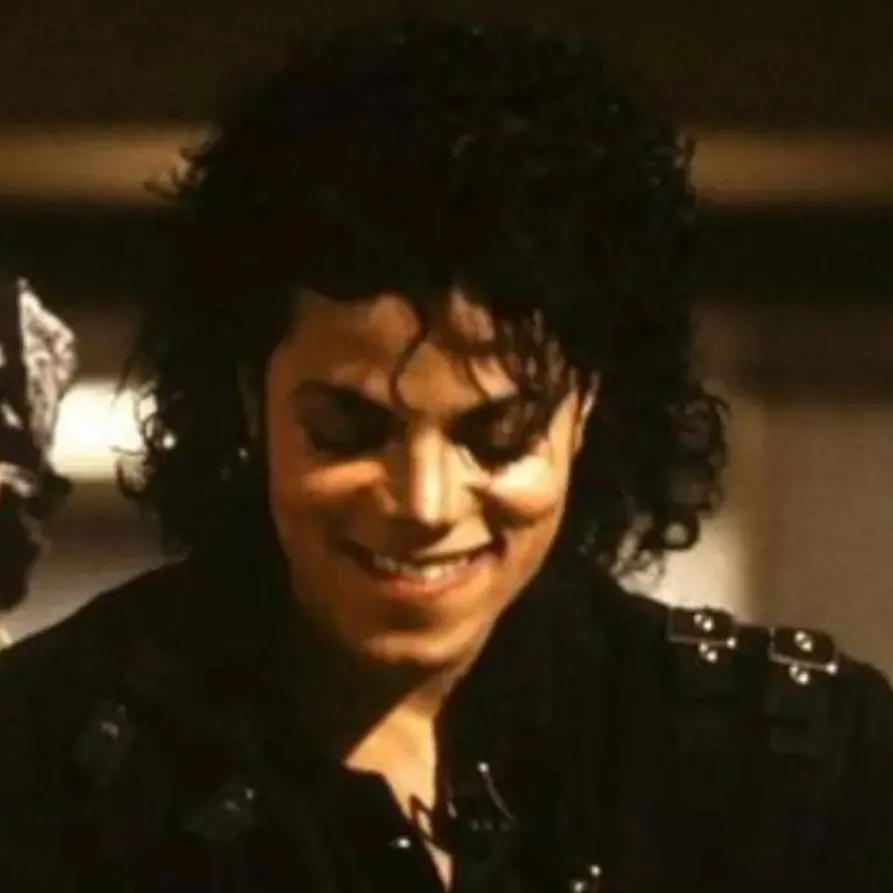 chat with ai character: Michael Jackson 