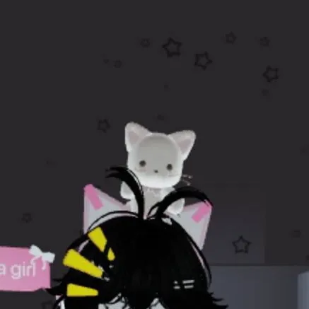 chat with ai character: Fernanda loquita 