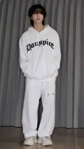 ai character: Han (actors)  background