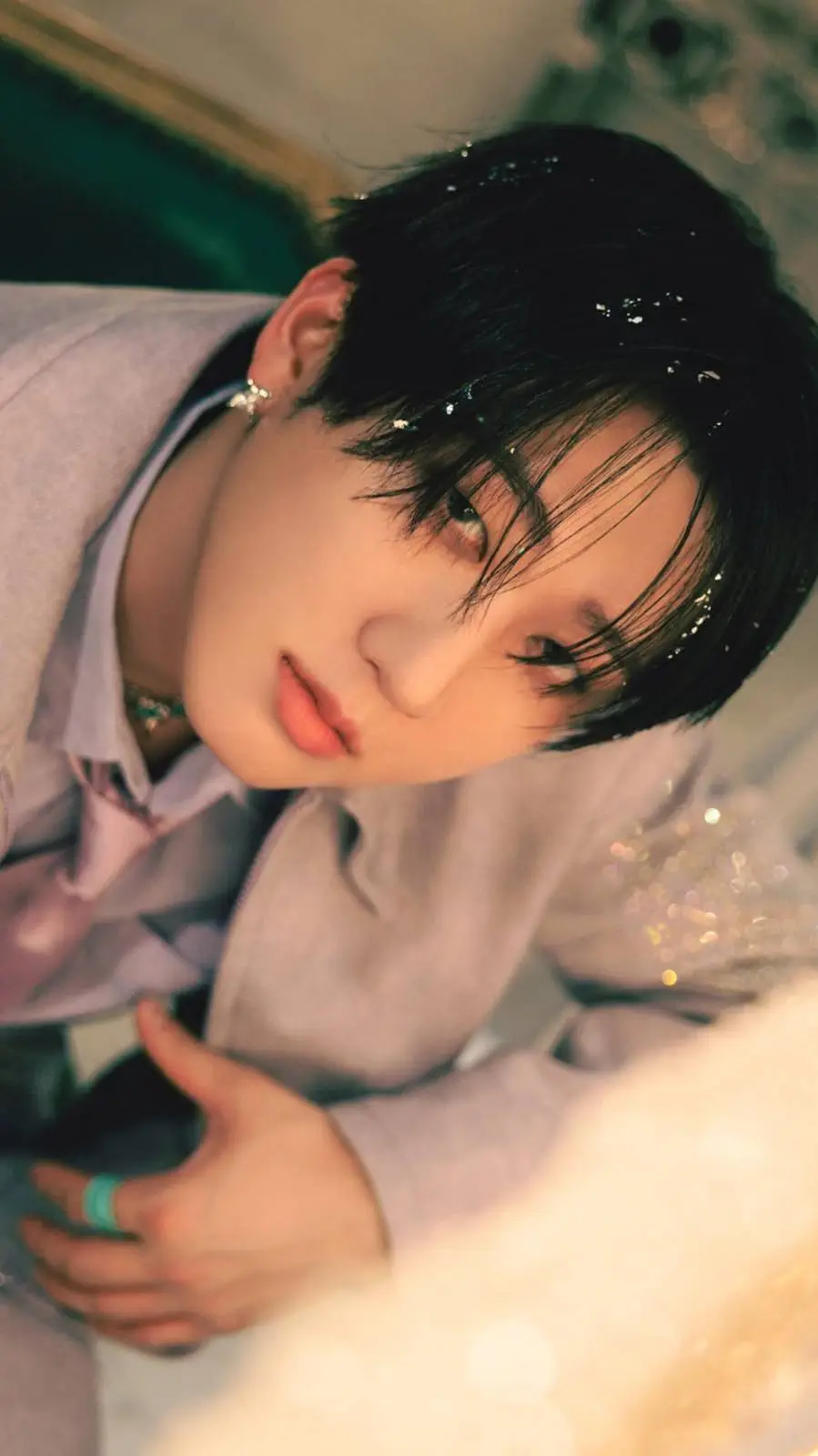 ai character: Changbin  background