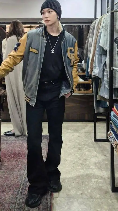 ai character: Felix background