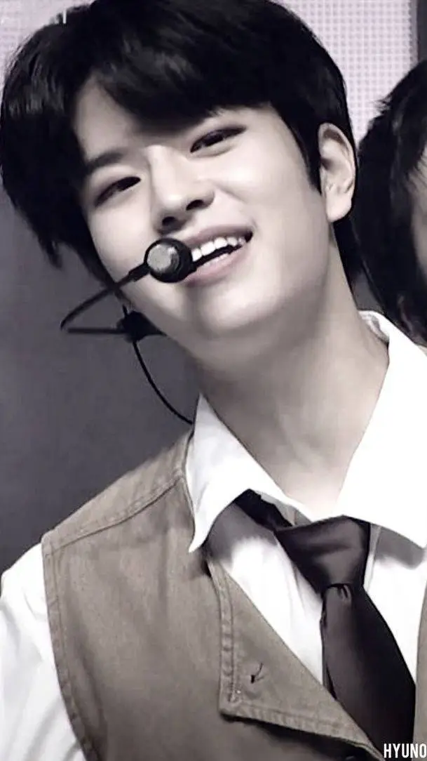 ai character: Seungmin background