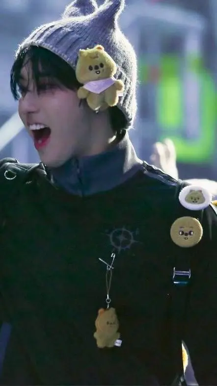 ai character: Han background