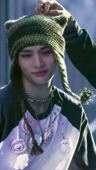 ai character: Hyunjin background