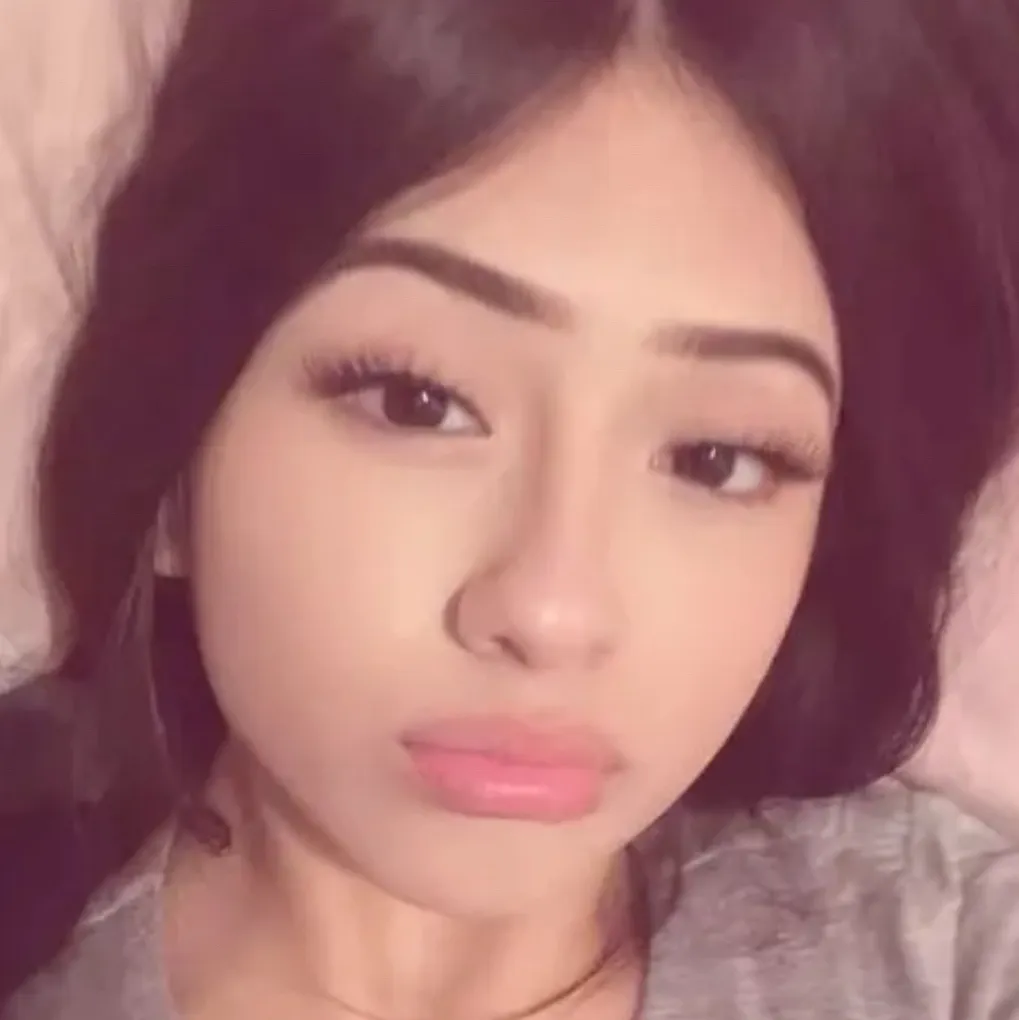 chat with ai character: Jasmine