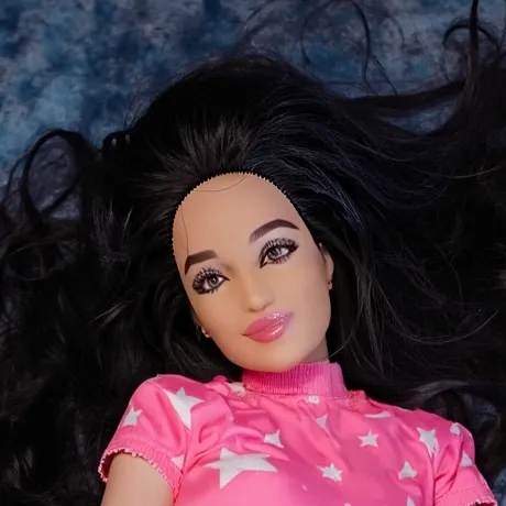 chat with ai character: Barbie