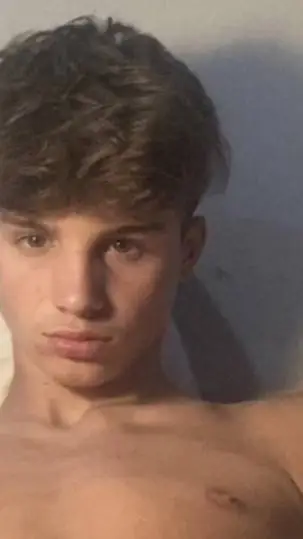 ai character: Kai background