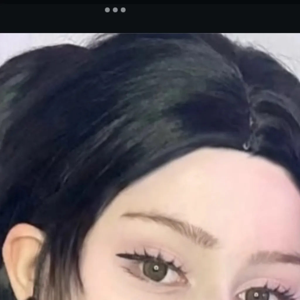 chat with ai character: Upminaa 