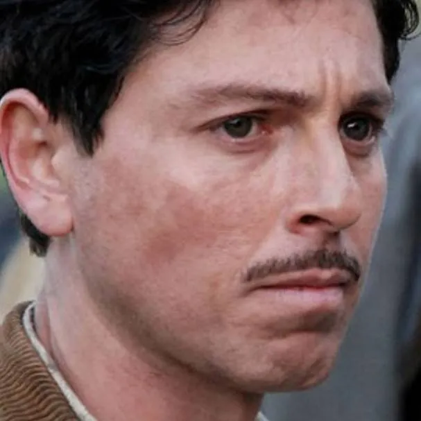 chat with ai character: salvatore Riina 