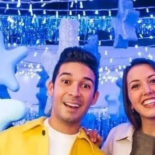 chat with ai character: dinsieme