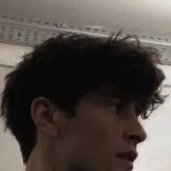 chat with ai character: ALEX<3