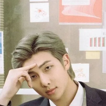 chat with ai character: kim namjoon
