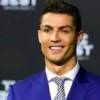 chat with ai character: Cristiano Ronaldo 