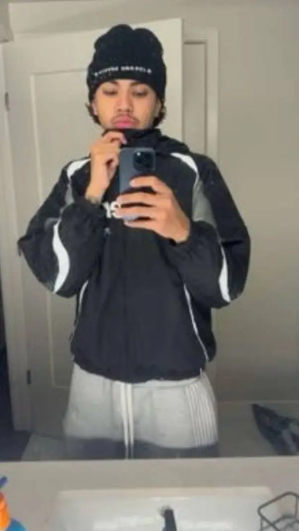 ai character: Khan background